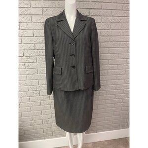 Evan-Picone Women Gray Pinstriped Business Skirt & Blazer 2 Pcs Suit Set Size 8